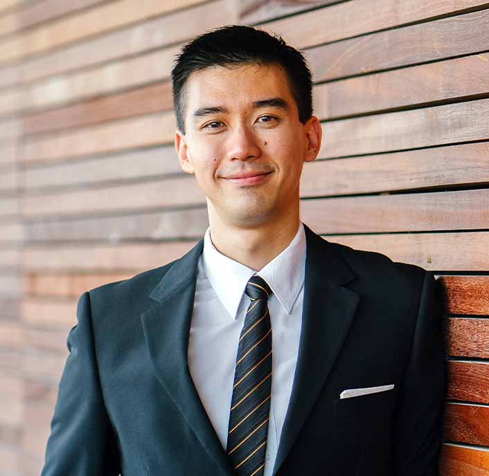 Adam Neville Adam Neville UI